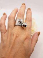 Bague "Anaïs" - Originalité en Acier avec Boule Argentée – Image 3
