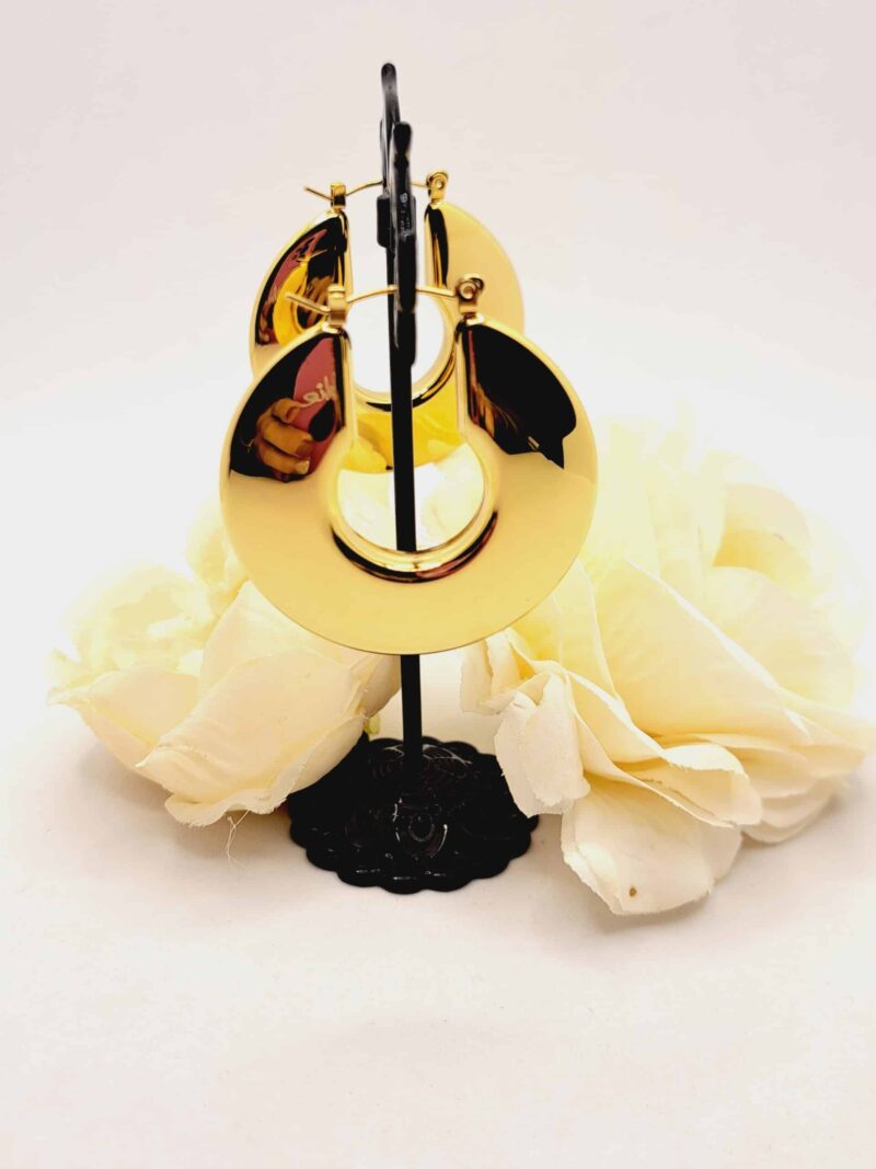 Créoles "Izis" en Acier Inoxydable Doré - Diamètre 4cm – Image 4