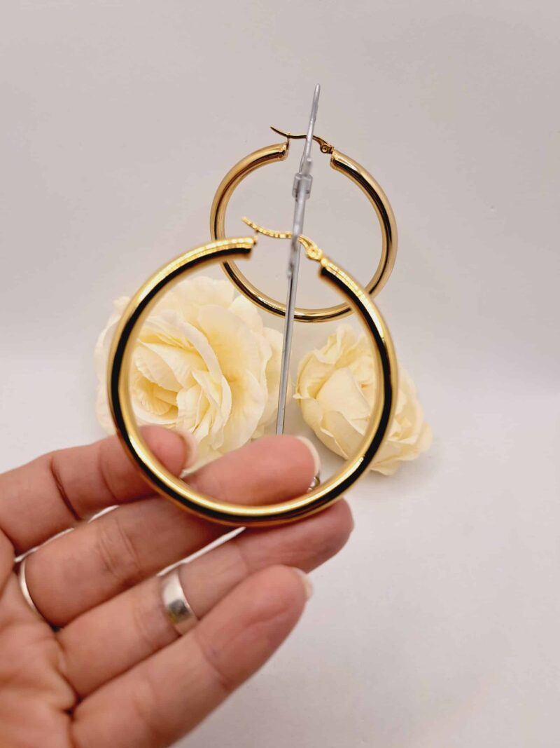 Créole or Madonna – Image 3