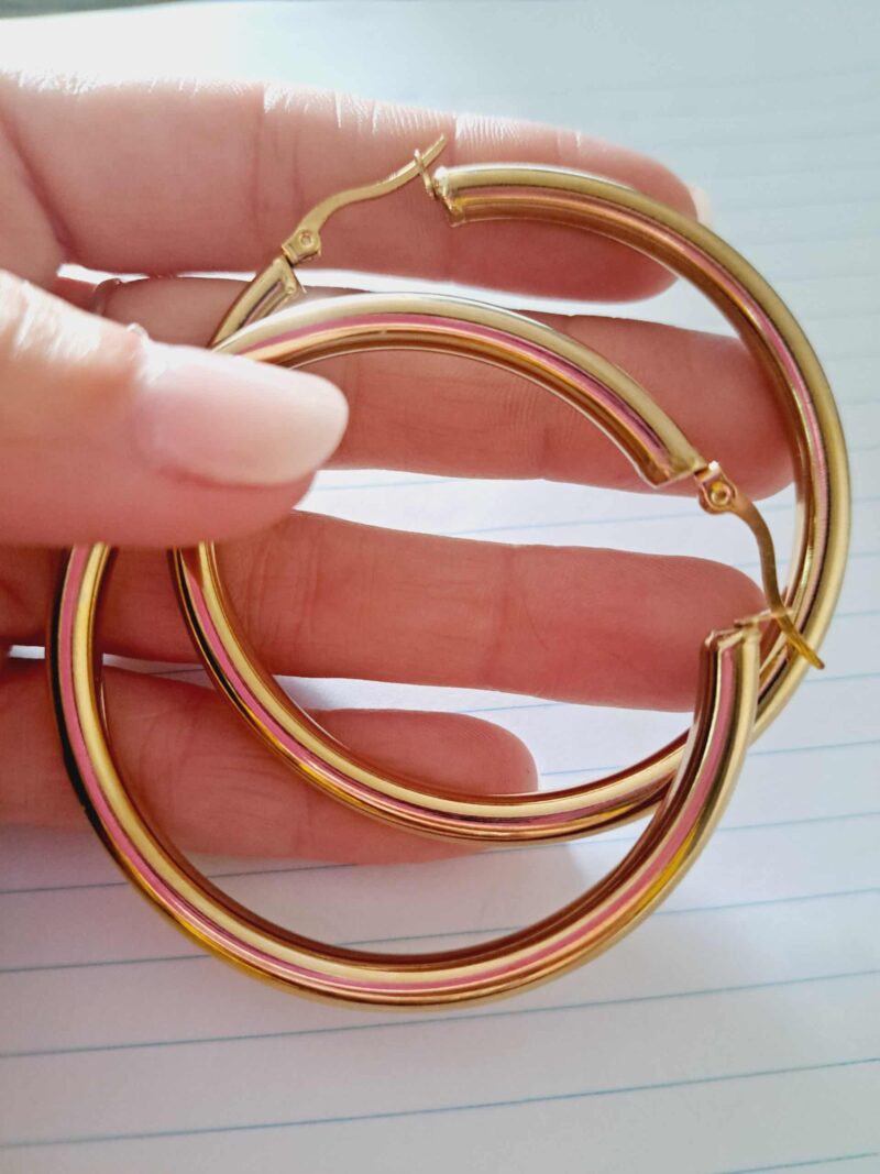 Créole or Madonna – Image 8