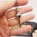 Pendule Radiesthésie couleur argent, chaîne en acier inoxydable argenté