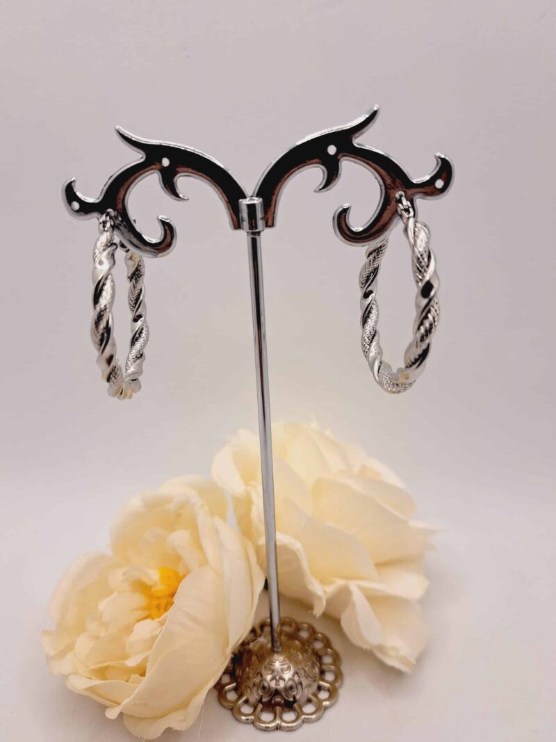 Créole "Lya" en Acier Inoxydable Argenté - 4cm de Diamètre – Image 2