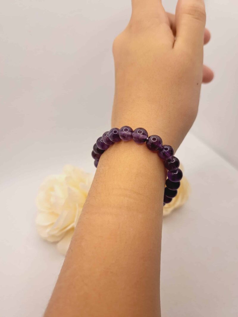 20240102_115809 Bracelet Améthyste Lithothérapie - Favorise Méditation et Sommeil - Taille 19 cm - Sérénité et Lâcher-prise – Image 2